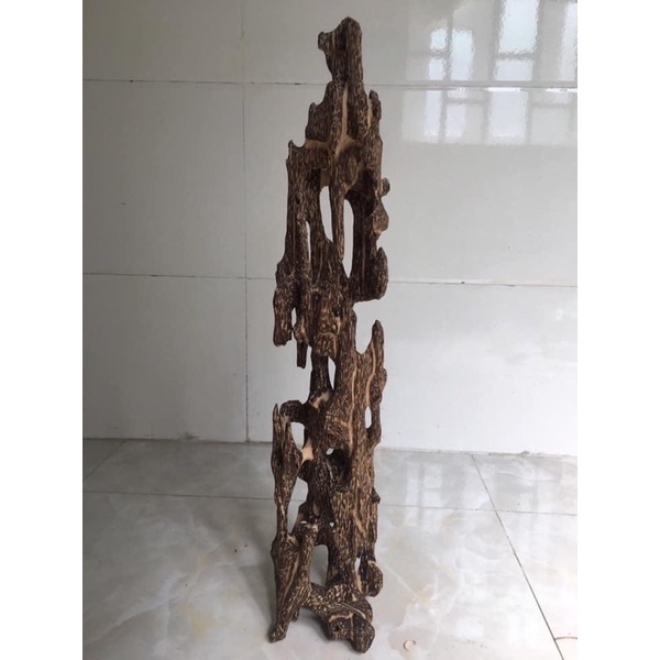 Trầm cảnh thiên nhiên hình tháp
