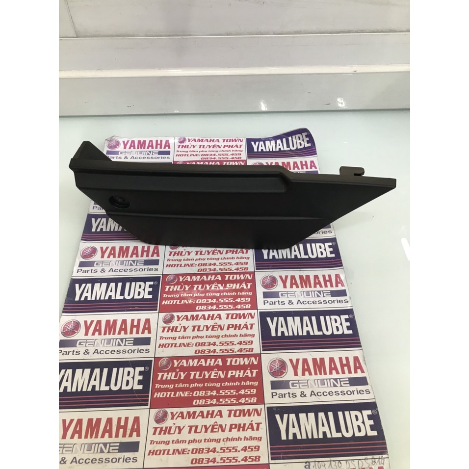 Cốp nhỏ sirius che công tắc chân phanh zin chính hãng yamaha