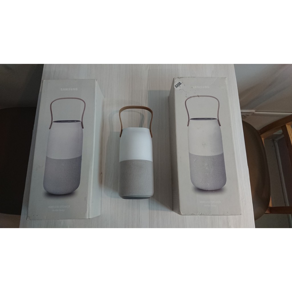  Loa Bluetooth Samsung Bottle Design đổi màu theo nhịp nhạc - Hàng chính hãng [ Fullbox ]