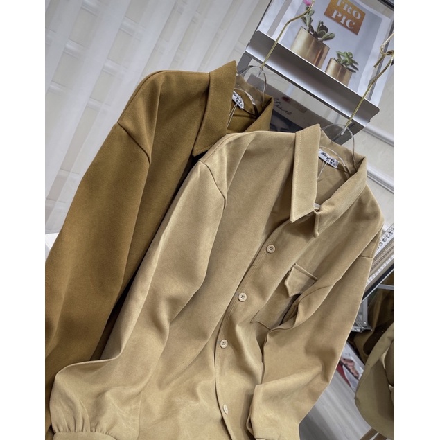 Sơ mi nâu nhung tăm túi ngực dáng thụng rộng
