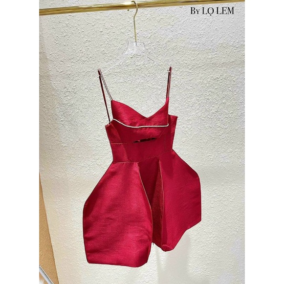 Đầm xòe 2 dây đá thiết kế