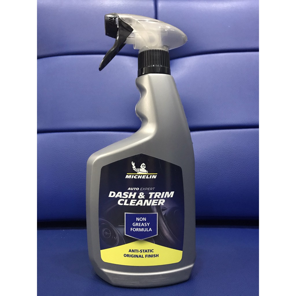 Dung dịch vệ sinh buồng lái Michelin Dash & Trim cleaner 31463 - 650ml