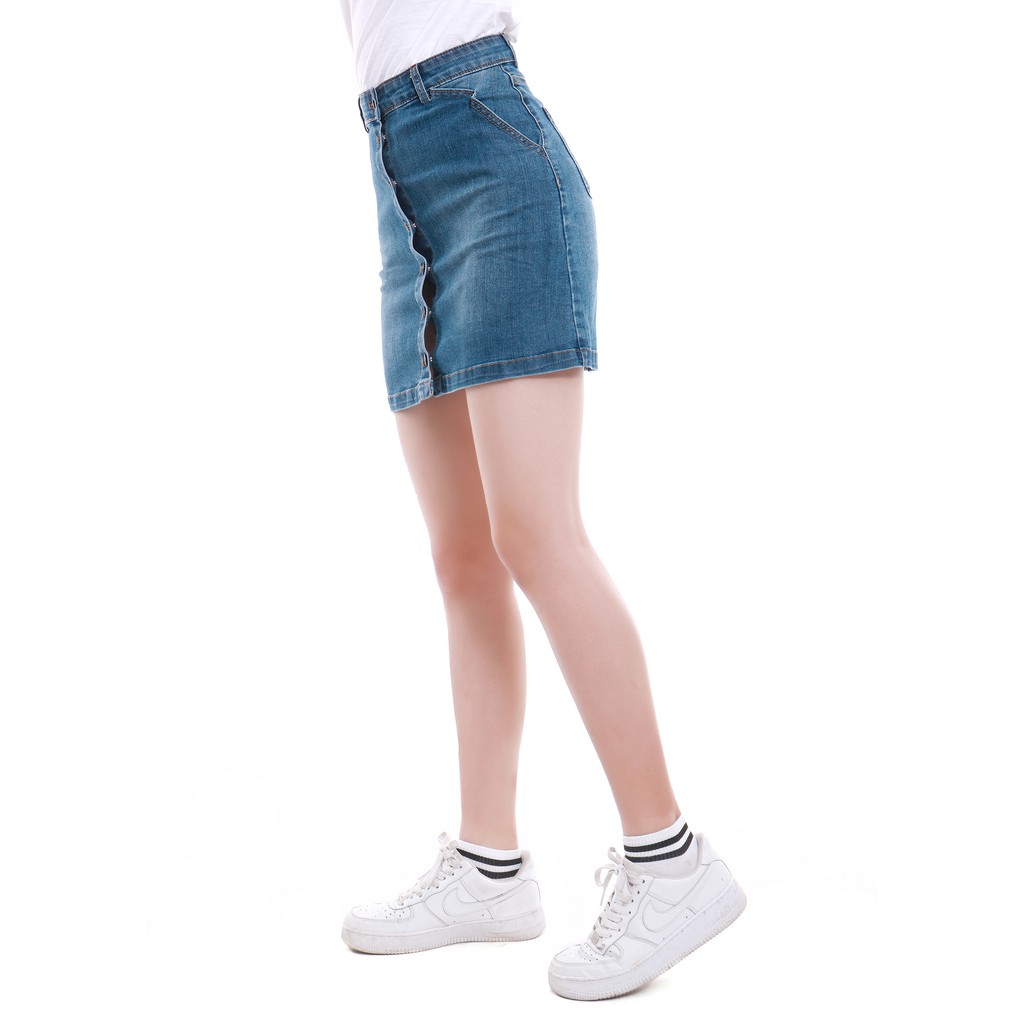 Chân váy bò nữ Narsis B7012 xước xanh cúc đồng, thiết kế trẻ trung