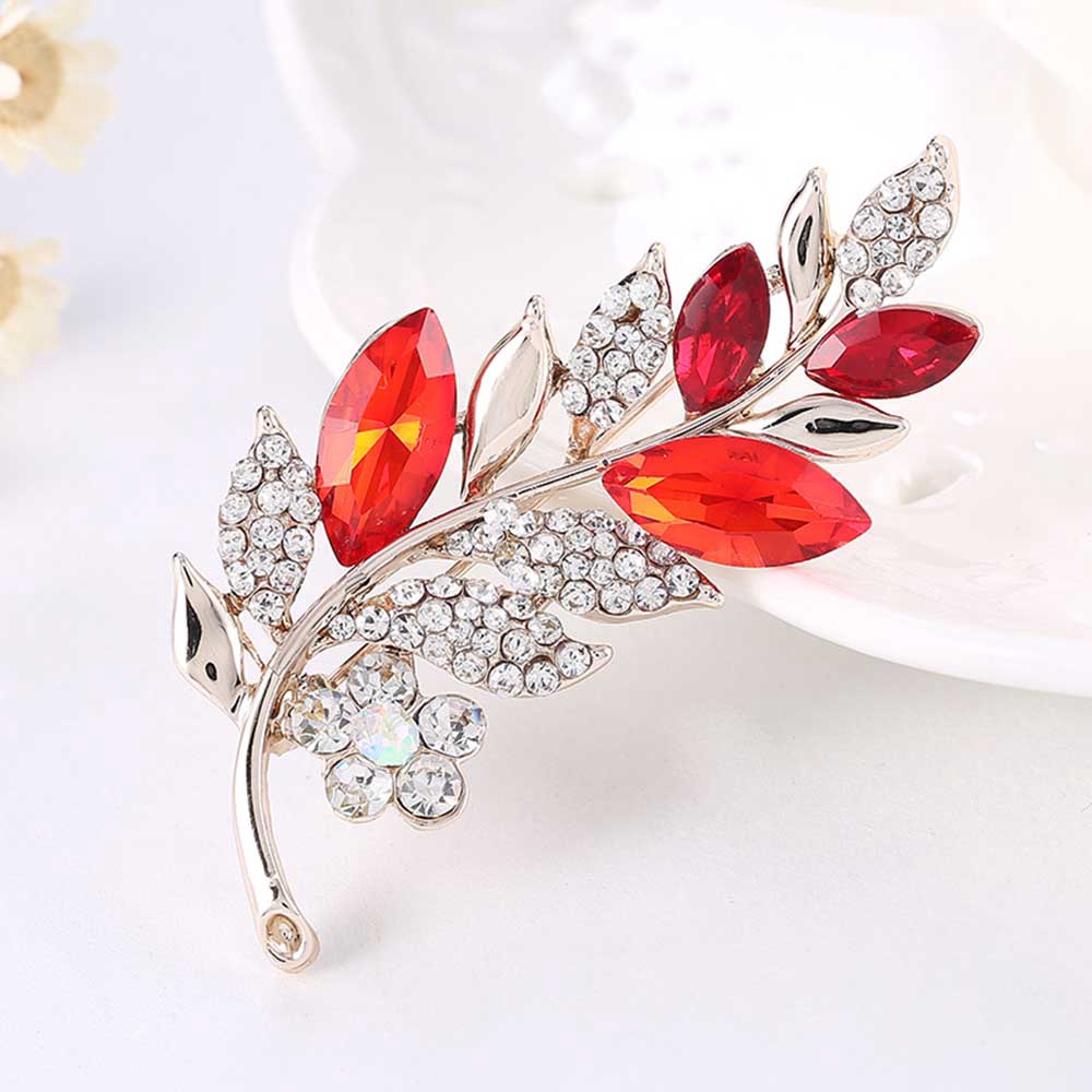 Trâm cài áo hình lá xinh xắn thời trang