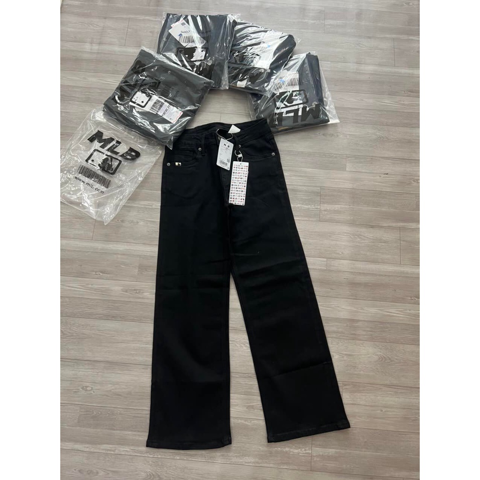 Quần jeans suông màu đen thêu chữ L-A - hàng dư xịn