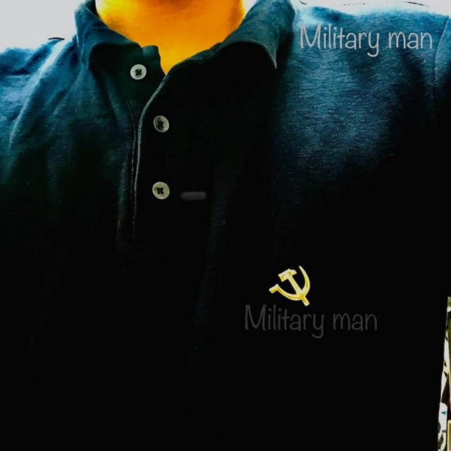 Ghim cài áo logo Búa liềm