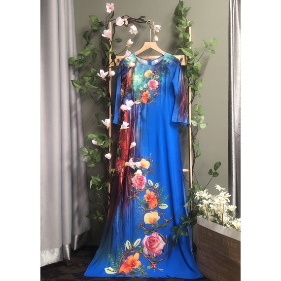 Áo dài lụa 3D màu xanh coban loang in hoa