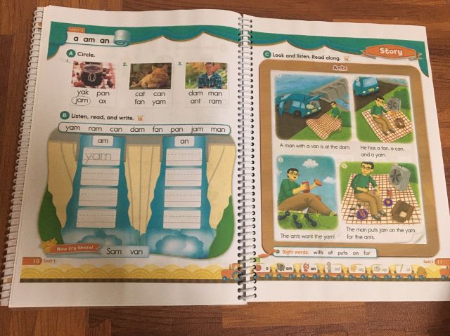 Đồ chơi_ Oxford phonics world 2 ( kèm file nghe)