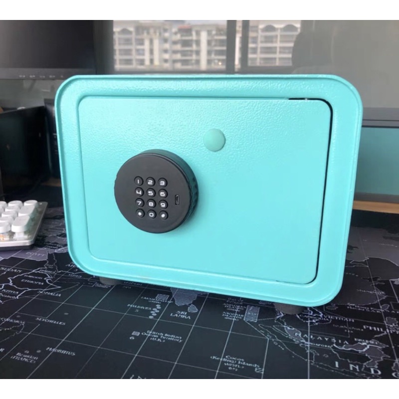 Két mã số điện tử 24cm