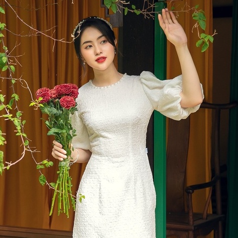 Áo Dài Trắng “Sương Mai”_Áo Dài Thiết Kế Tay Chuông Nhẹ Nhàng