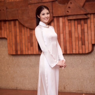 Áo dài lụa bóng-trang phục truyền thống