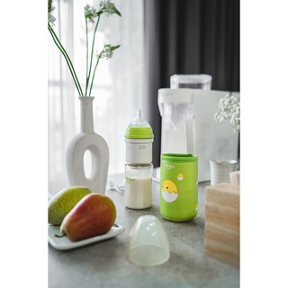 Bình Pha Sữa Di Động Tiny Baby Nhật Bản