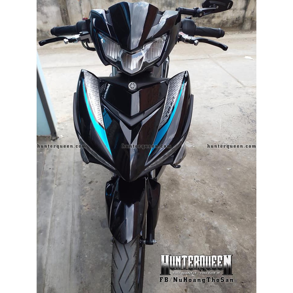 Tem Exciter 150. Tem Y15ZR. Xe đen bạc. Chỉnh sửa theo yêu cầu. Sắc nét, bền màu, chống nước
