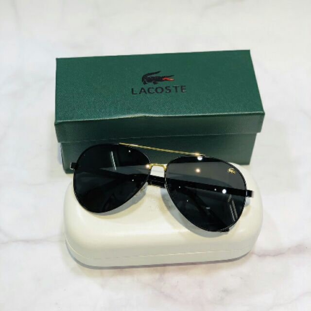 kinh Lacoste