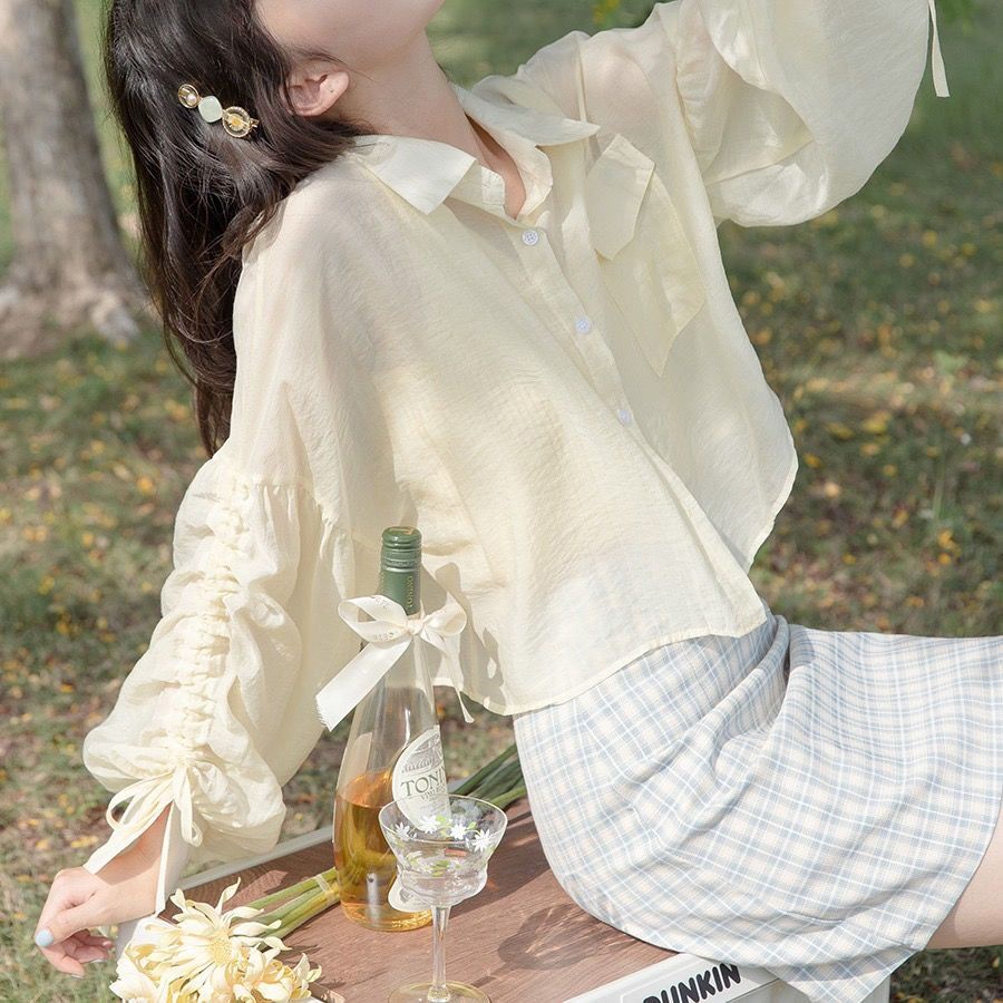 Áo Sơ Mi Chiffon Mỏng Dáng Rộng Tay Dài Màu Vàng Cho Nữ