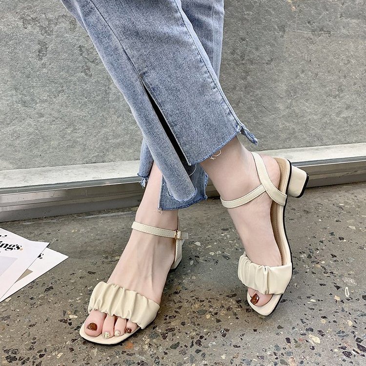 ẢNH THẬT SANDAL NỮ MỘT BẢN NHÚN GÓT 3P SANG CHẢNH ÊM CHÂN TH97