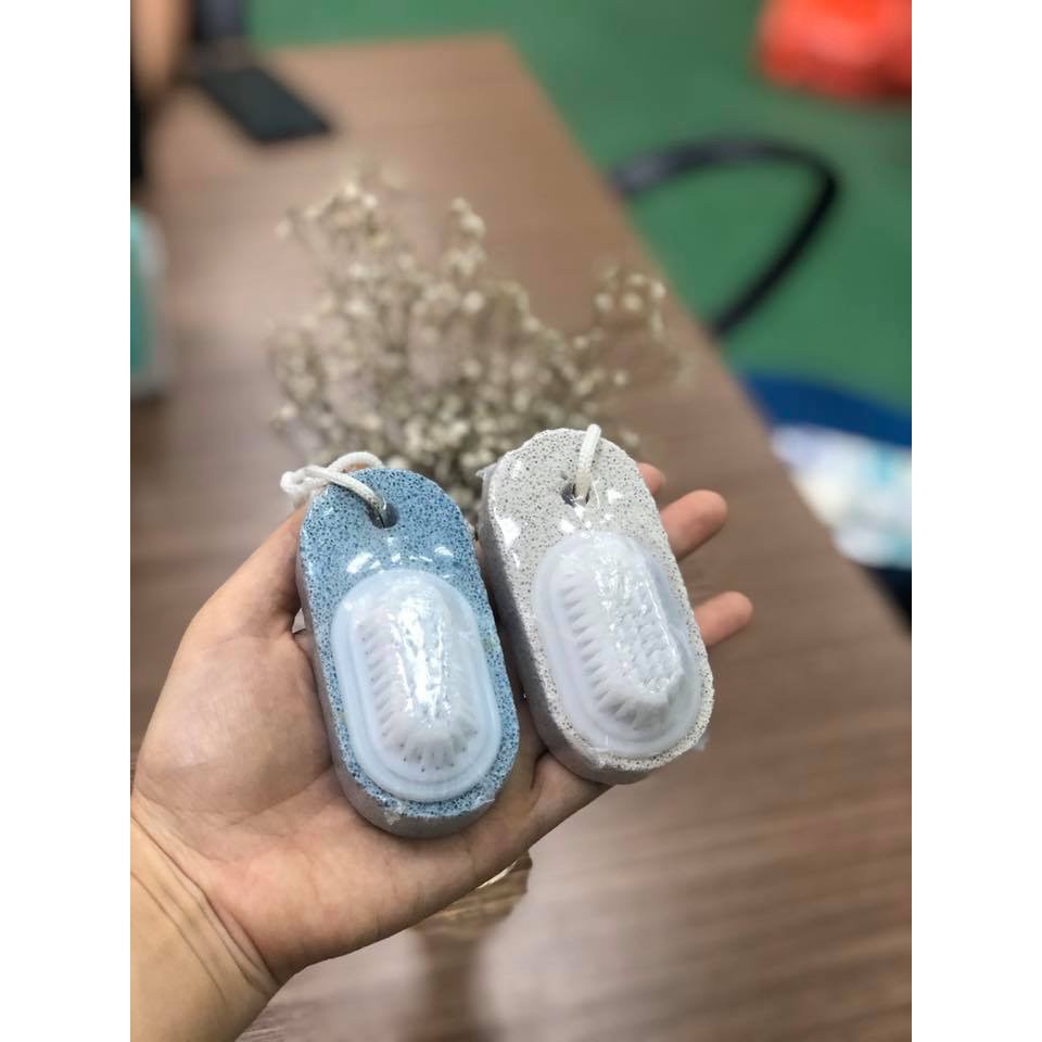 Bàn chải chà gót chân đá san hô kèm bàn chải cọ móng hàng Nhật