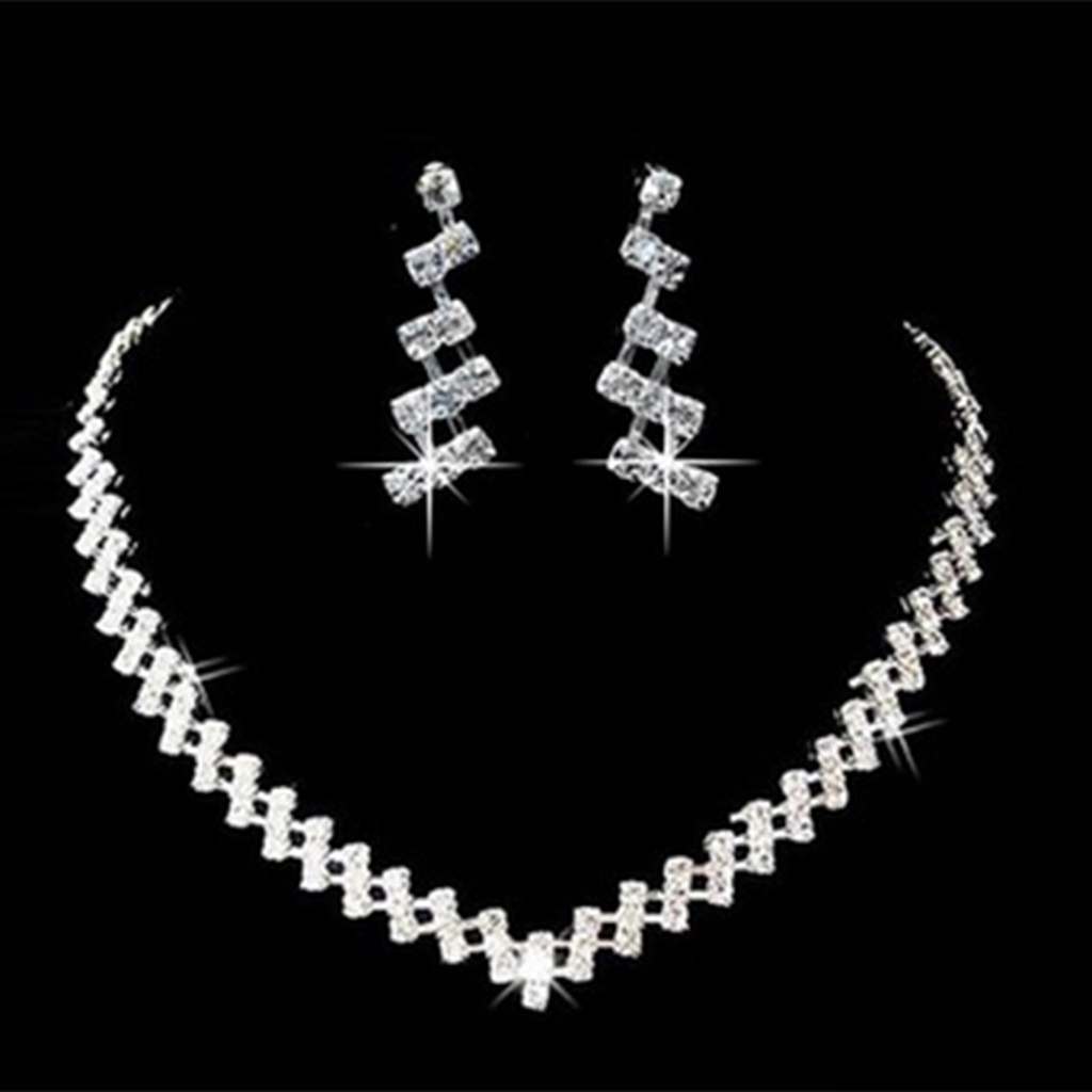 Bộ Vòng cổ + Bông Tai Đính Đá Lấp Lánh Sang Trọng