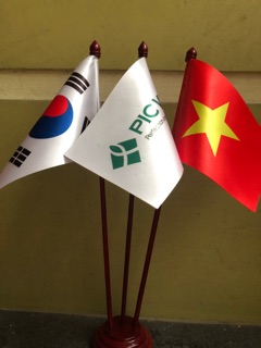Cờ để bàn in logo công ty