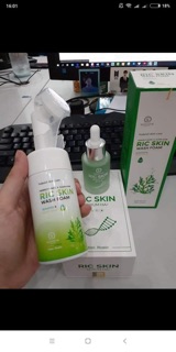 Sửa rửa mặt Ric skin ( Kohinoor chính hãng)