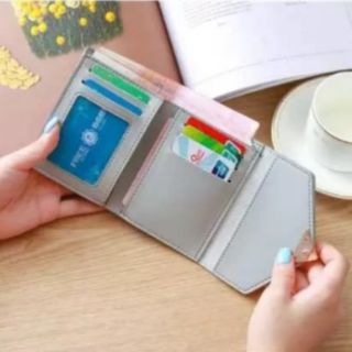 Ví cầm tay nữ trái tim