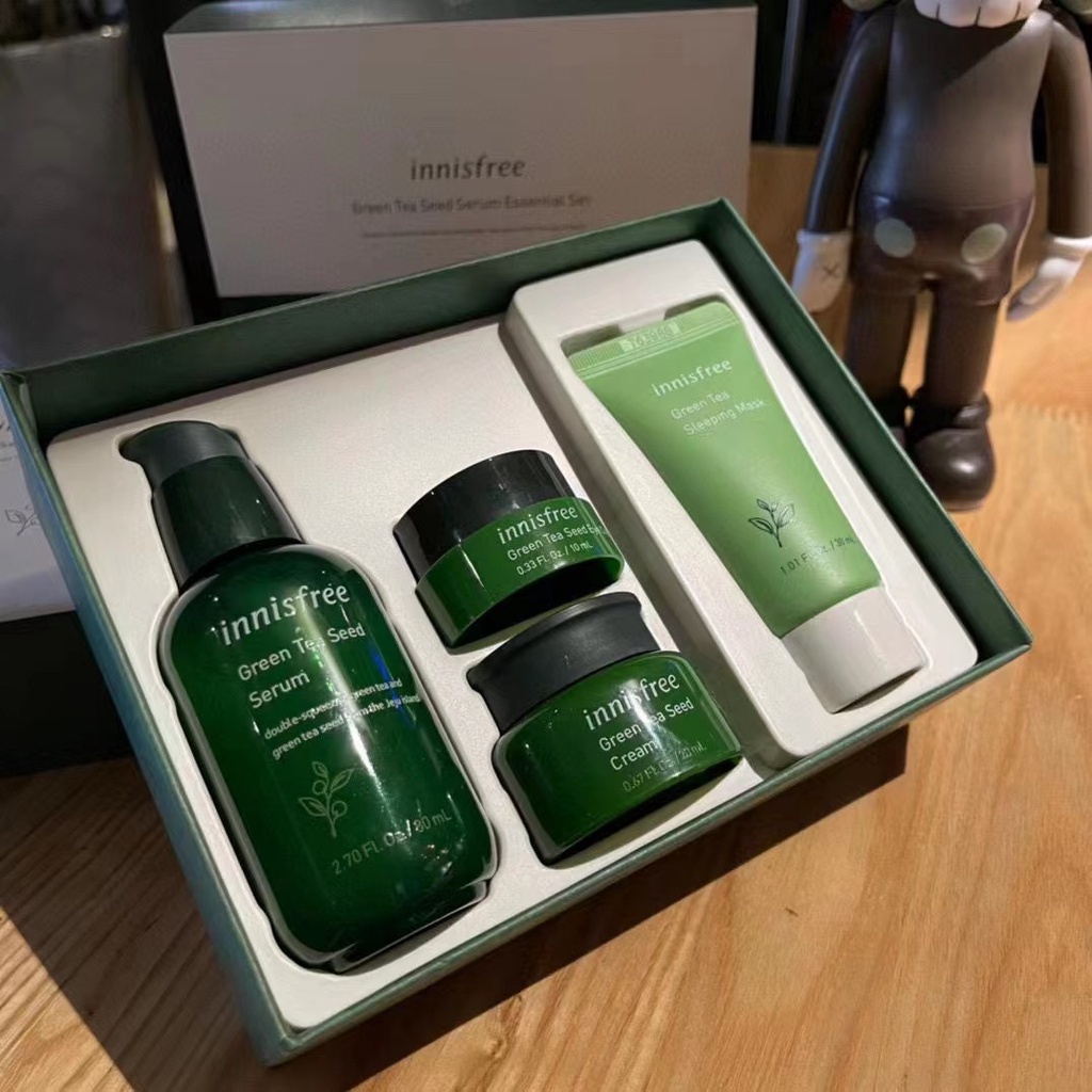 Bộ mỹ phẩm dưỡng da Innisfree thành phần trà xanh