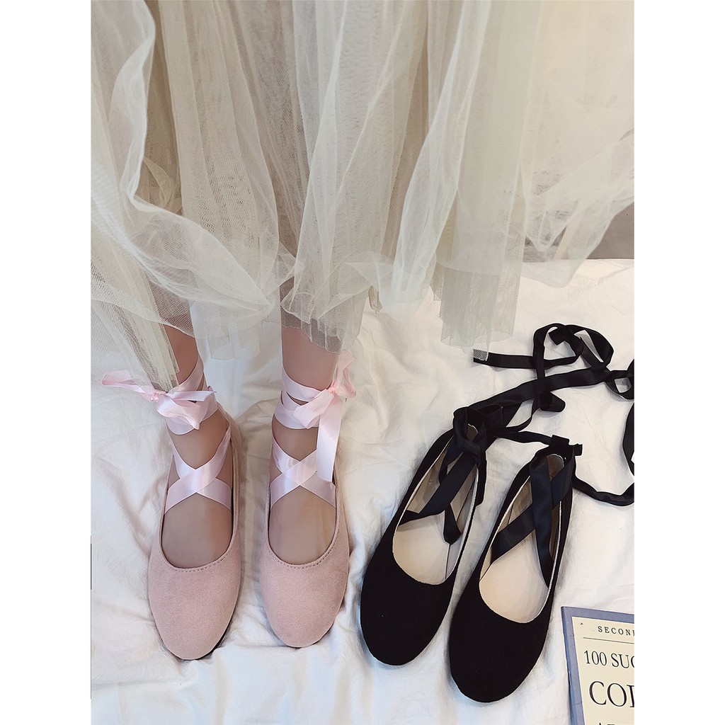 Giày búp bê da lộn mũi tròn phối dây quấn ballet thiết kế đế thấp kiểu dáng dễ thương cho nữ