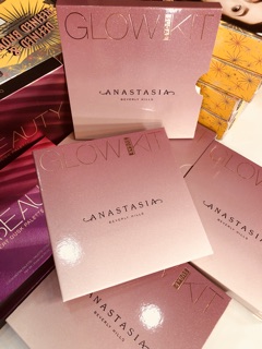 Highlight Anastasia Beverly Hills Sugar Kit