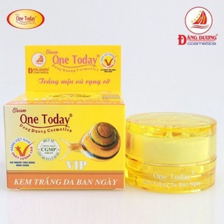 Kem one today trắng da ban ngày 15g