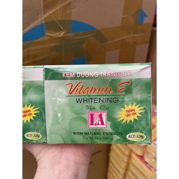 (Sỉ) Kem dưỡng thể lotion Vitamin E Lan Anh 120gram