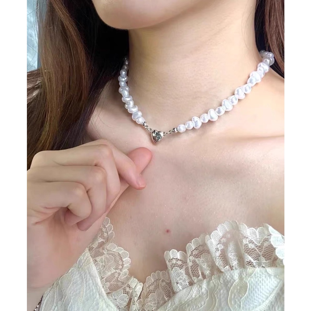 Vòng Cổ Hạt Trai Hình Trái Tim Nam Châm - Vani Store - TS000640