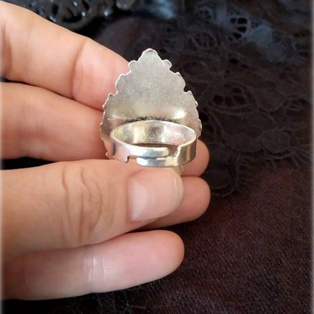 Nhẫn kim loại hình con dơi màu đen phong cách gothic cho nam và nữ