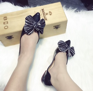 Giày bệt nơ vải chất da bóng
