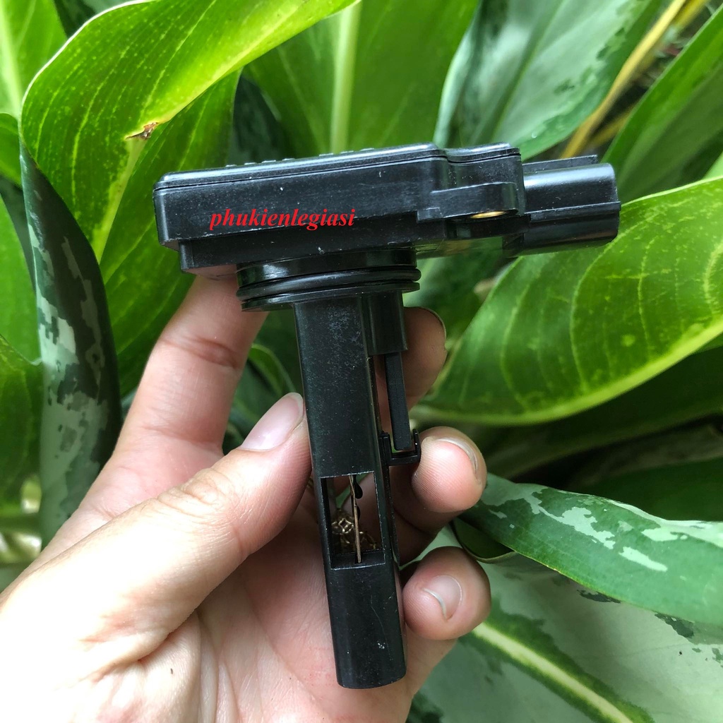 Cảm biến MAF đo gió Mitsubishi Grandis MR985187 hàng OEM
