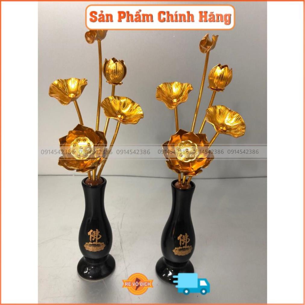 Hoa sen đồng thờ. Bao gồm cả lọ. Khắc hữ Phật