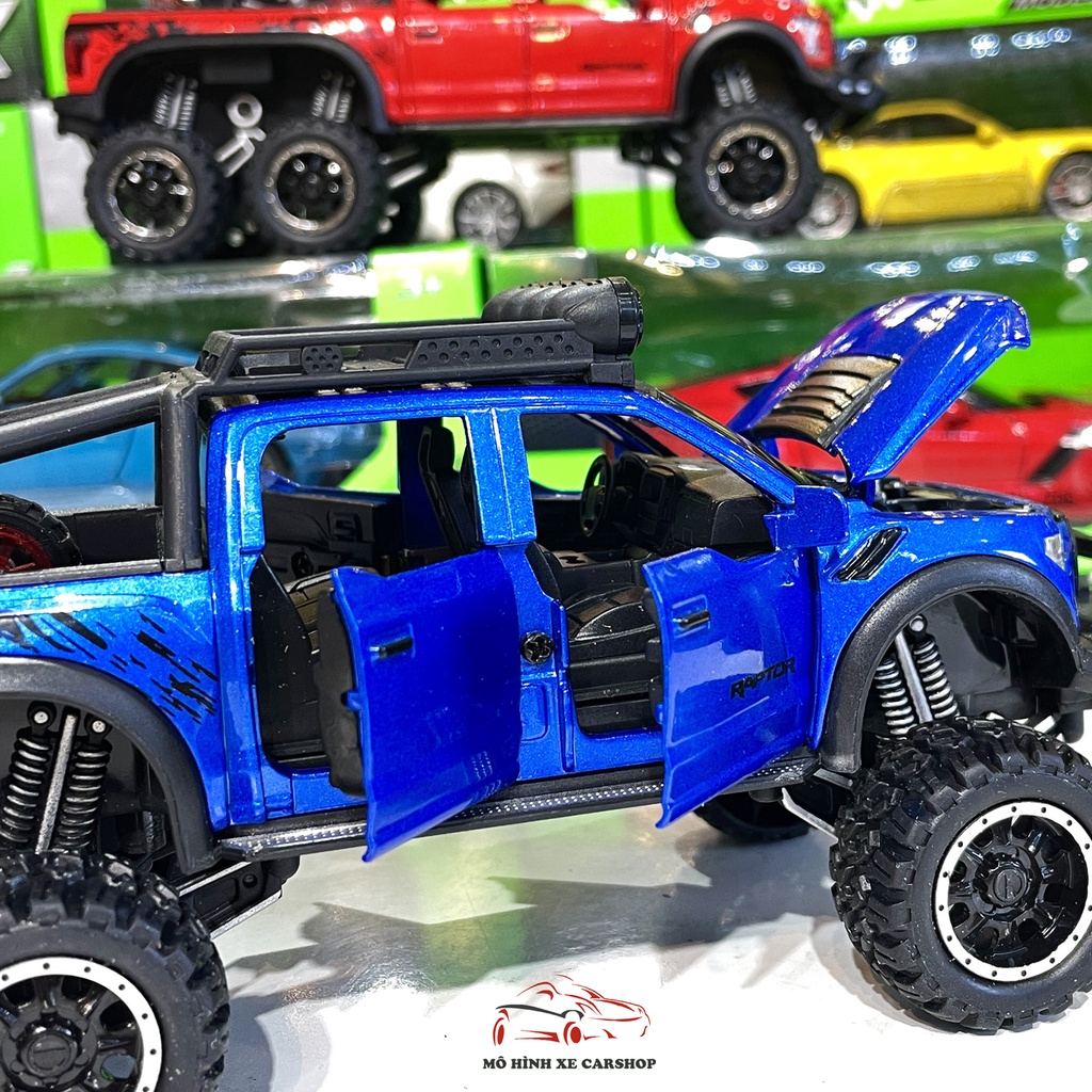 Mô hình xe ô tô Ford F150 Raptor 6x6 tỉ lệ 1:28 màu xanh