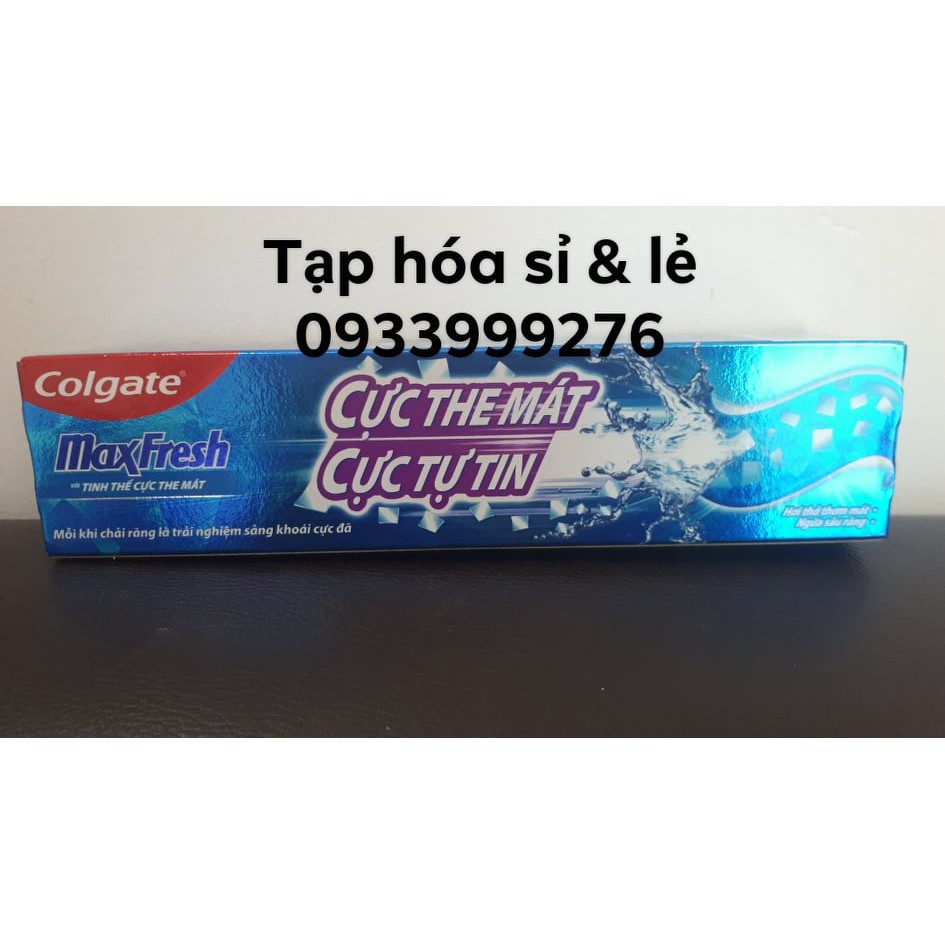 Kem đánh răng Colgate Maxfresh hương Bạc hà 230g tặng bàn chải đánh răng