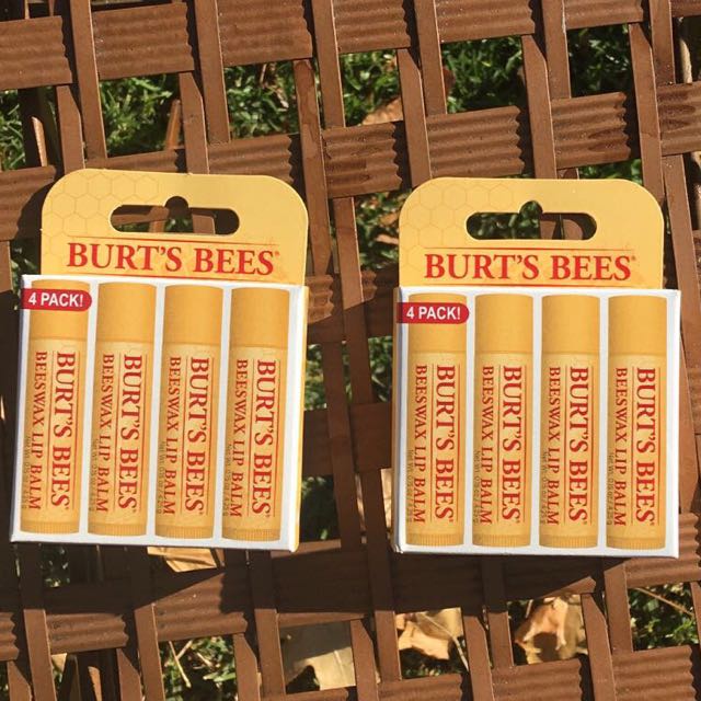 Son thỏi dưỡng môi Burt's Bees Beeswax Lip Balm