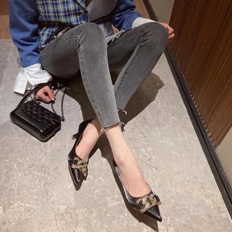 Giày Cao gót Jin satin Khóa xích đá Màu Đen/Trắng. Giày Công sở Mũi nhọn Gót 6-7cm SP327 vip