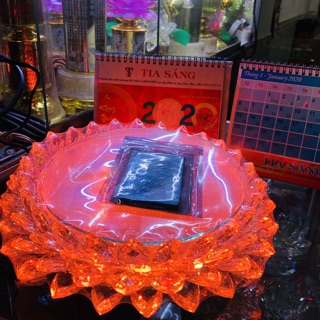 Đài Sen Pha Lê tròn LED đổi màu Φ20