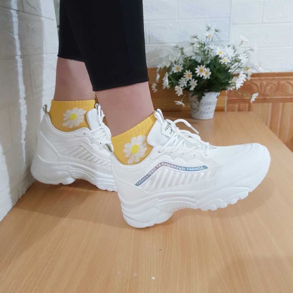 giày thể thao nữ trắng ulzzang kiểu dáng sneaker hàng đẹp giá rẻ HV08