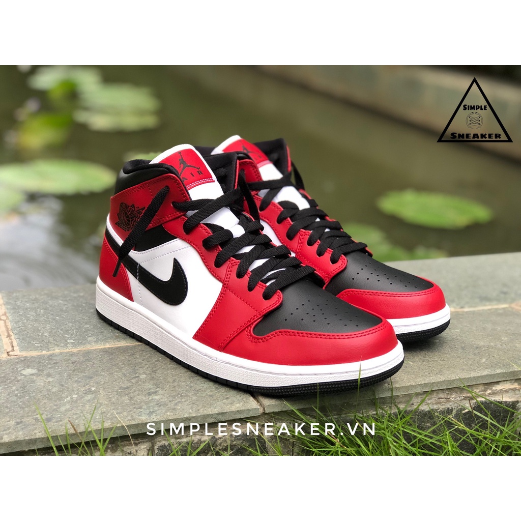 Giày Nike Jordan 1 Chicago 🔴CHÍNH HÃNG🔴Jordan 1 Mid Black Toe  Giày Sneaker Thể Thao Jordan- Simple Sneaker