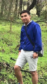 Áo khoác dù có nón P&B