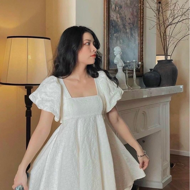 ❤️Đầm gấm trắng cut out lưng❤️
