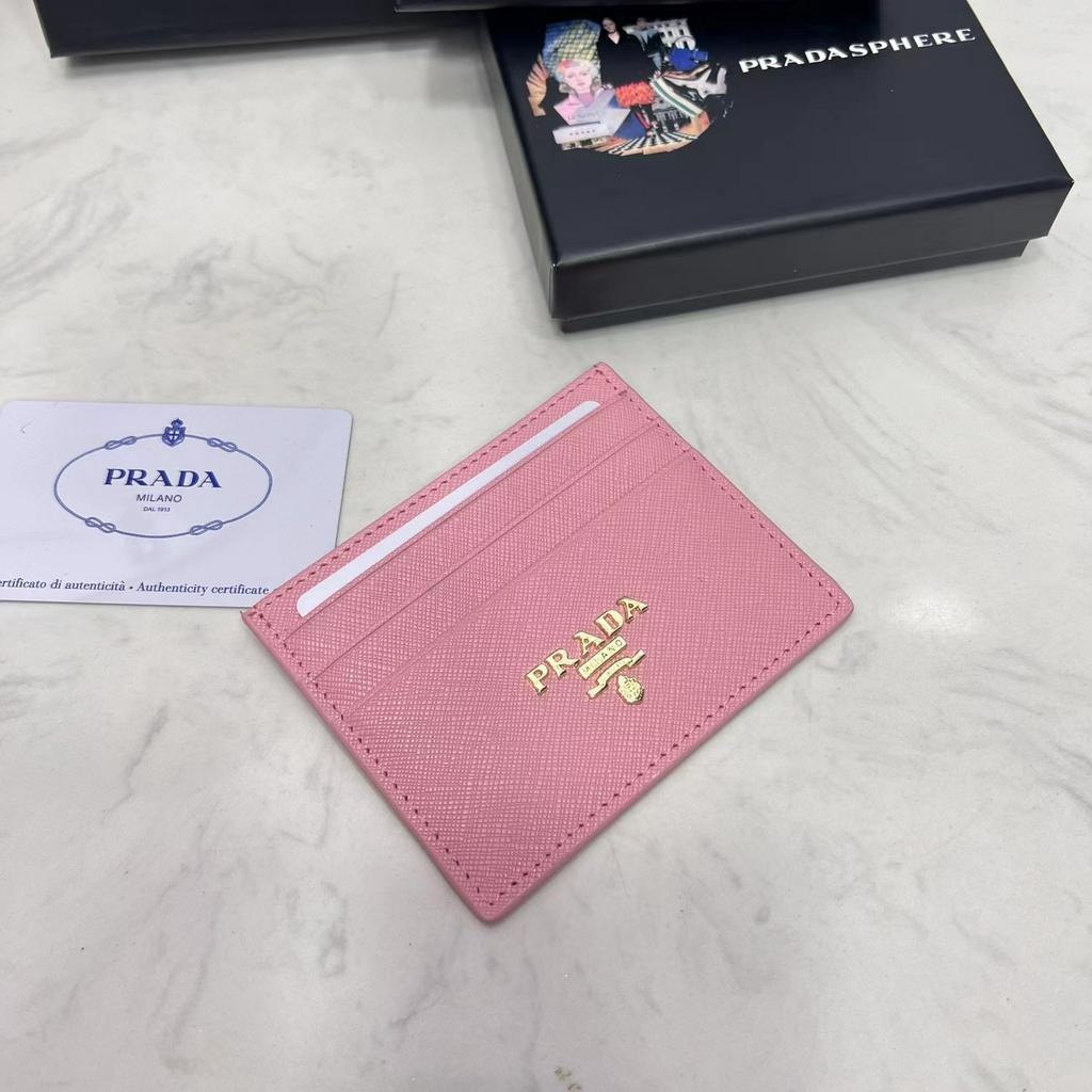 Sẵn sàng giao hàng, chụp ảnh vật lý 100% túi / ví lấy hàng thực mini mới Prada 2023 có hộp