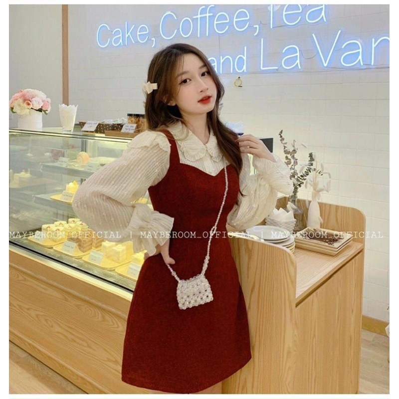 Set yếm Đầm bố đỏ 2 dây + áo sơmi ren nhũ cổ sen bèo tay loe
