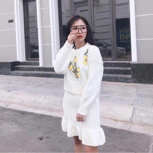 Set len đuôi cá thêu hoa
