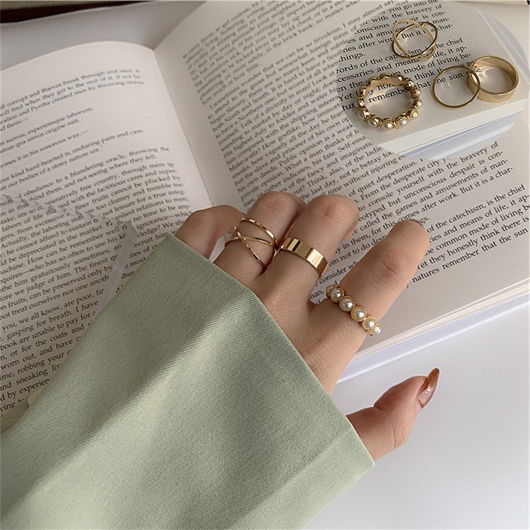 Set 4 nhẫn kiểu dáng phong cách thời trang dành cho nữ