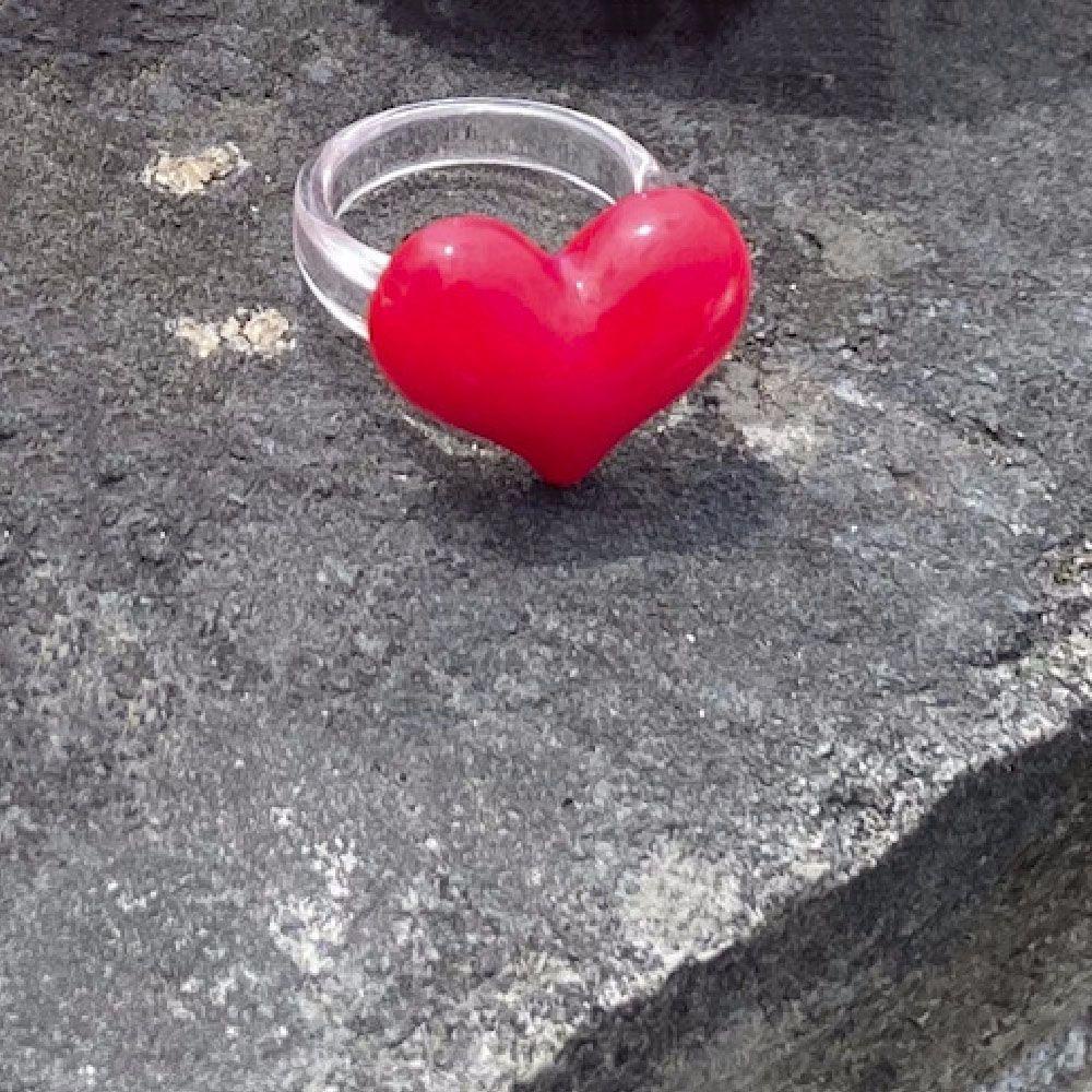 Nhẫn Nhựa Acrylic Hình Trái Tim Màu Hồng Thời Trang