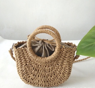 Giỏ cói giấy